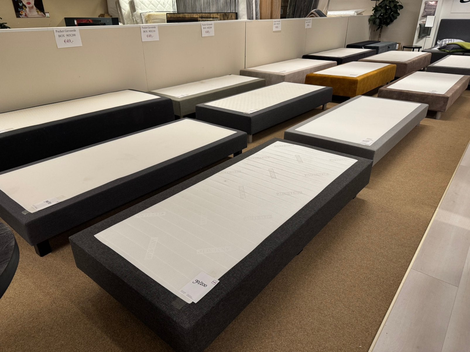 1-Persoons Pocket geveerde Boxspring onderstellen €49-, Huis en Inrichting, Slaapkamer | Boxsprings, Ophalen, #Boxspring#1-Persoons#Onderstel#Direct#Slapen