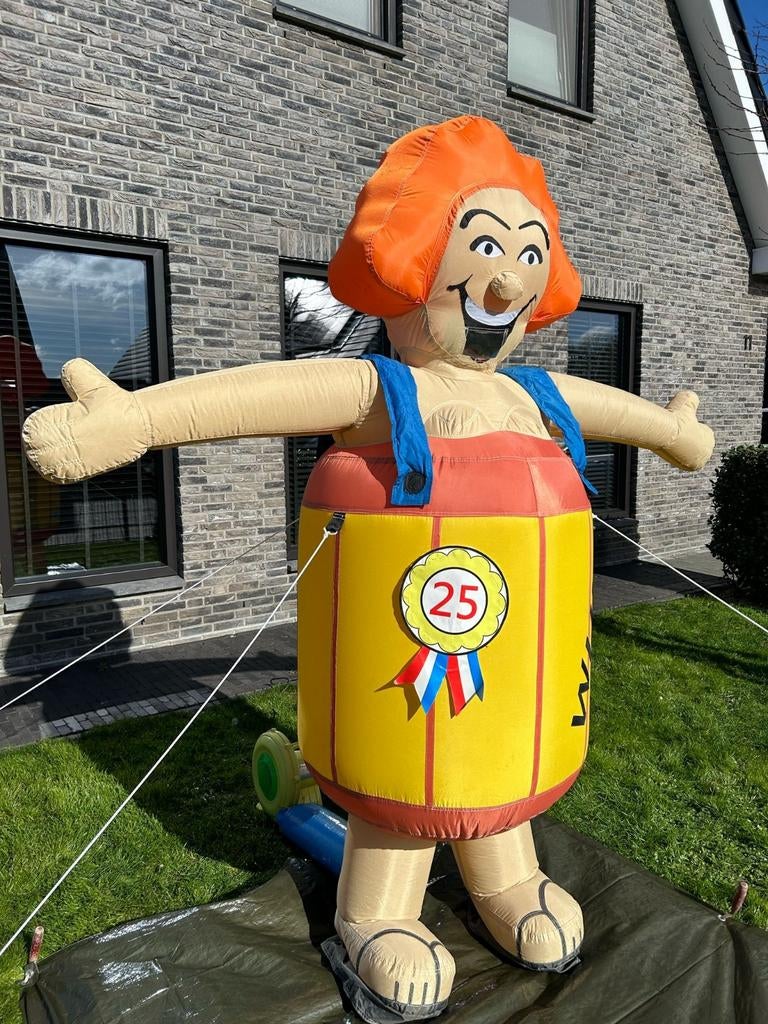 Sarah opblaaspop te huur | Stiens en omgeving | Friesland, Ophalen, Zo goed als nieuw, Verjaardag