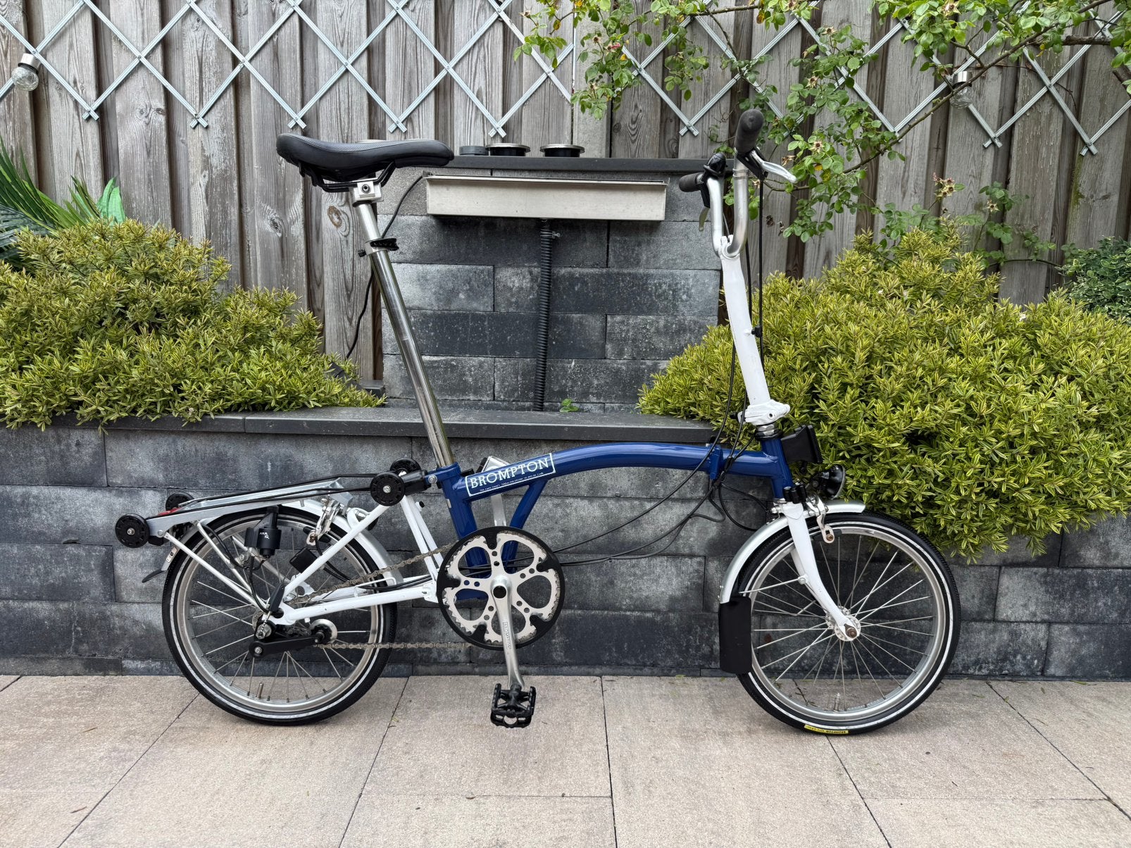 Nette Brompton vouwfiets, Fietsen en Brommers, Brompton, 16 tot 18 inch, Versnellingen, Ophalen of Verzenden