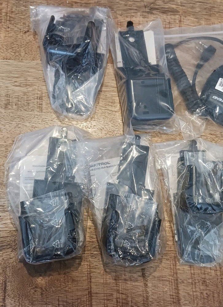 Baofeng Portofoon Microfoon en Oortje Set - Nieuw, Telecommunicatie, Portofoons en Walkie-talkies, Ophalen of Verzenden, Nieuw