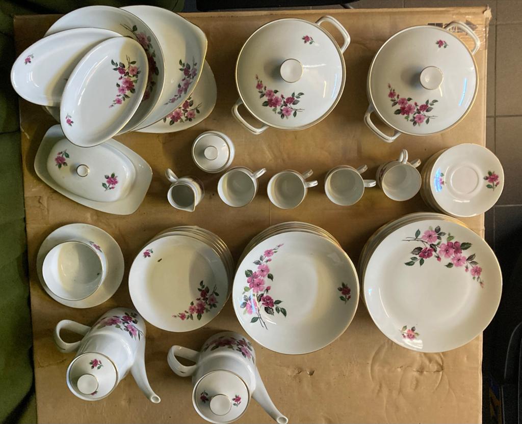 Vintage E.P.I.A.G. Tsjecho-Slowakije Servies met Rozen, Ophalen of Verzenden
