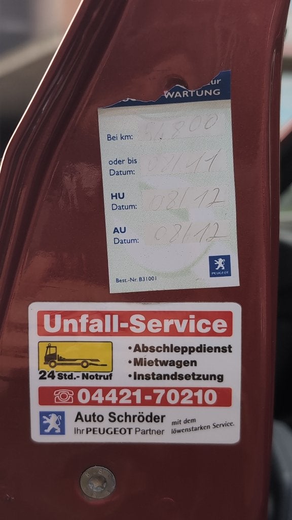 Peugeot 205 Bordeaux Rood 1.6 AUT | Oldtimer | APK | 62000km, foto 12