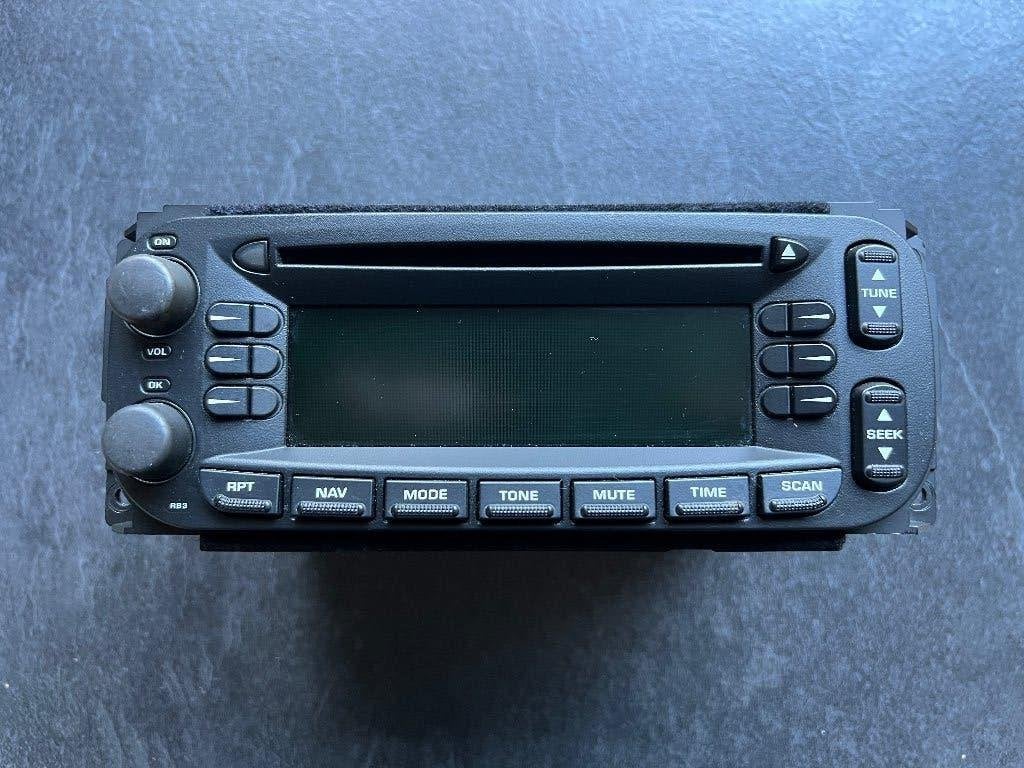 2006 JEEP CHEROKEE KJ RADIO CD SPELER RB3, Ophalen of Verzenden, Zo goed als nieuw