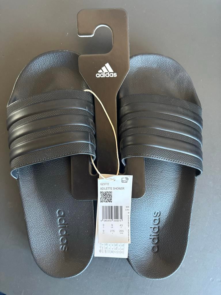 Adidas Adilette Shower Slippers Zwart Maat 43 Nieuw, Kleding | Heren, Schoenen, Ophalen of Verzenden, Nieuw, Zwart, Slippers