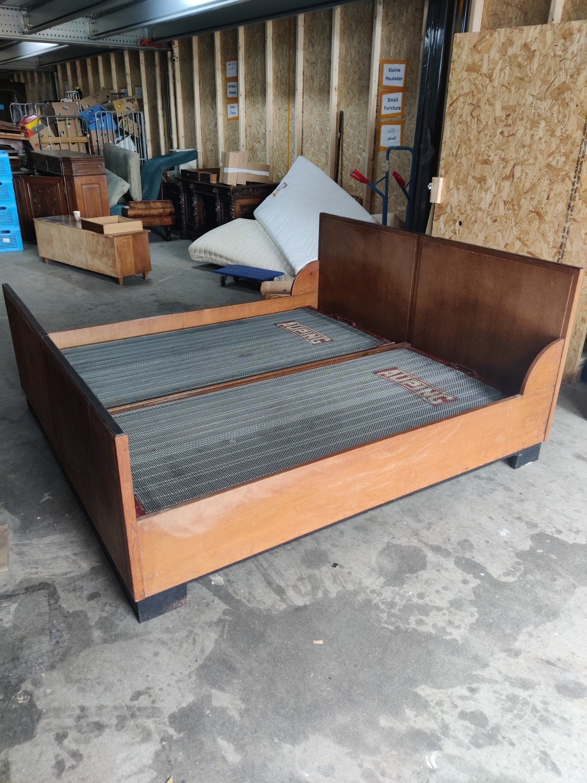 Art Deco bed met Auping spiraalveren, Antiek en Kunst, Antiek | Meubels | Bedden, Ophalen