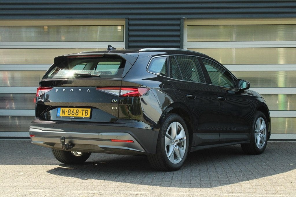 Skoda Enyaq 60 180pk | SoH 95% | Camera Achter | Apple Carpl, Auto's, Skoda, Automaat, Achterwielaandrijving, Gebruikt, 179 pk