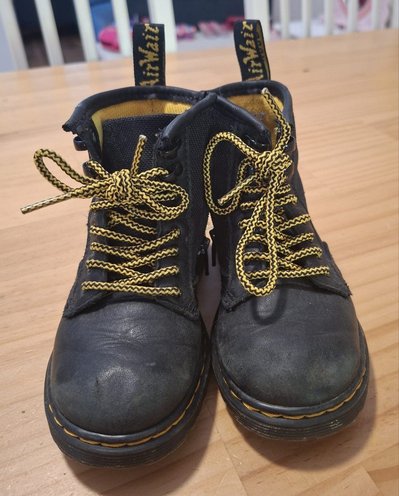 Dr. Martens, Kinderen en Baby's, Kinderkleding | Schoenen en Sokken, Ophalen of Verzenden, Gebruikt, Meisje, Schoenen