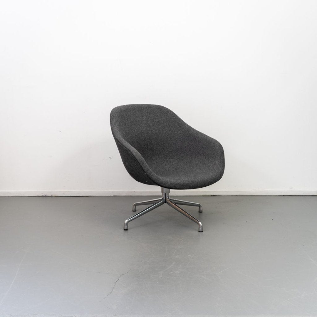Hay AAL81 Fauteuil Grijs Stof - Aluminium