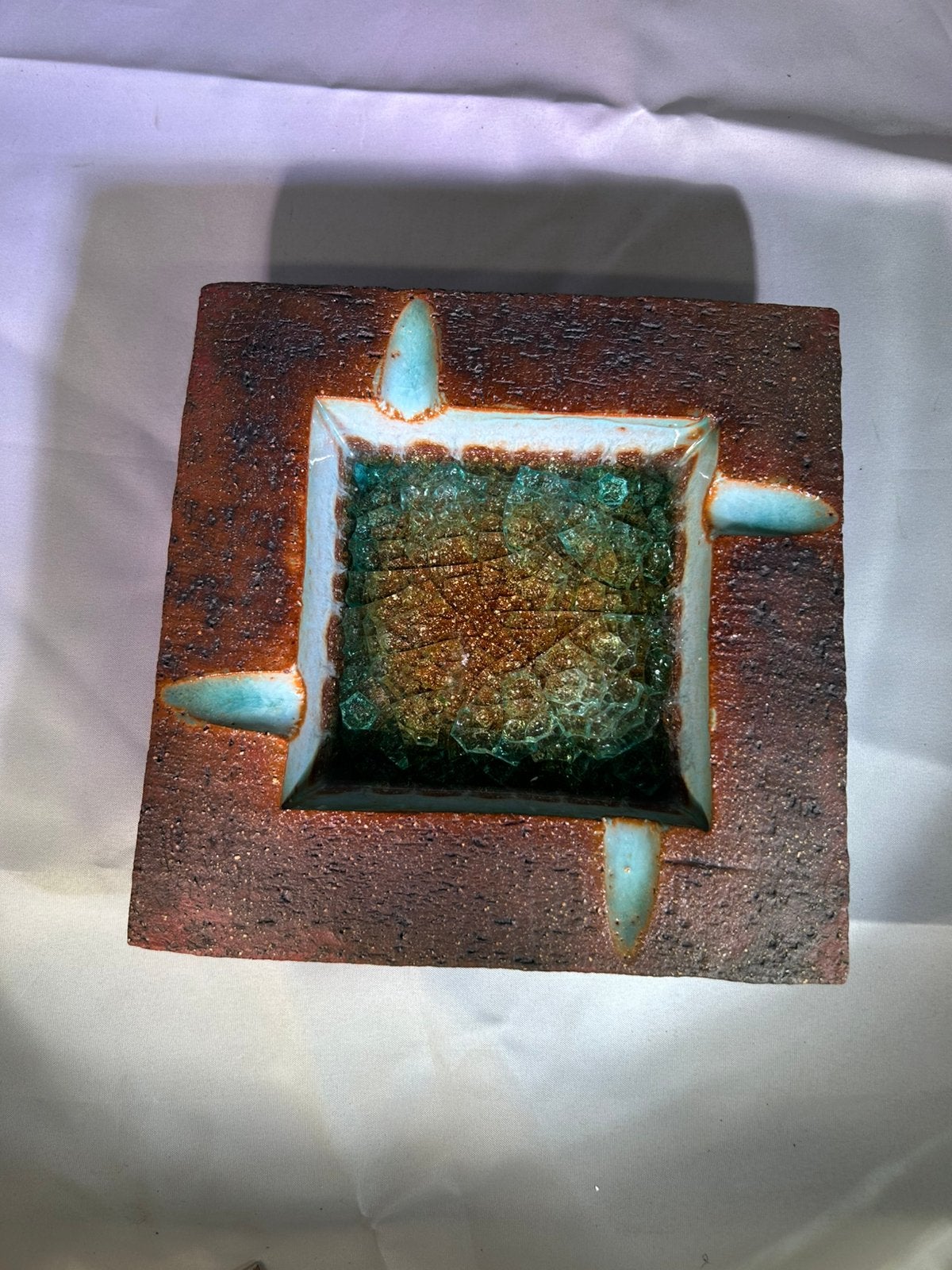Vintage Brutalistische asbak met gesmolten glas 60s/70s, Antiek en Kunst, Ophalen
