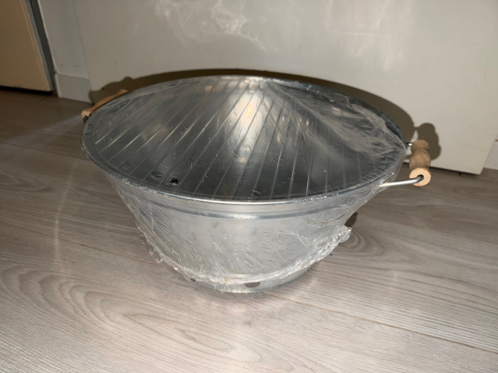 Nieuwe compacte barbecue, ideaal voor balkon/tuin, Tuin en Terras, Barbecue-accessoires, Nieuw, Ophalen of Verzenden