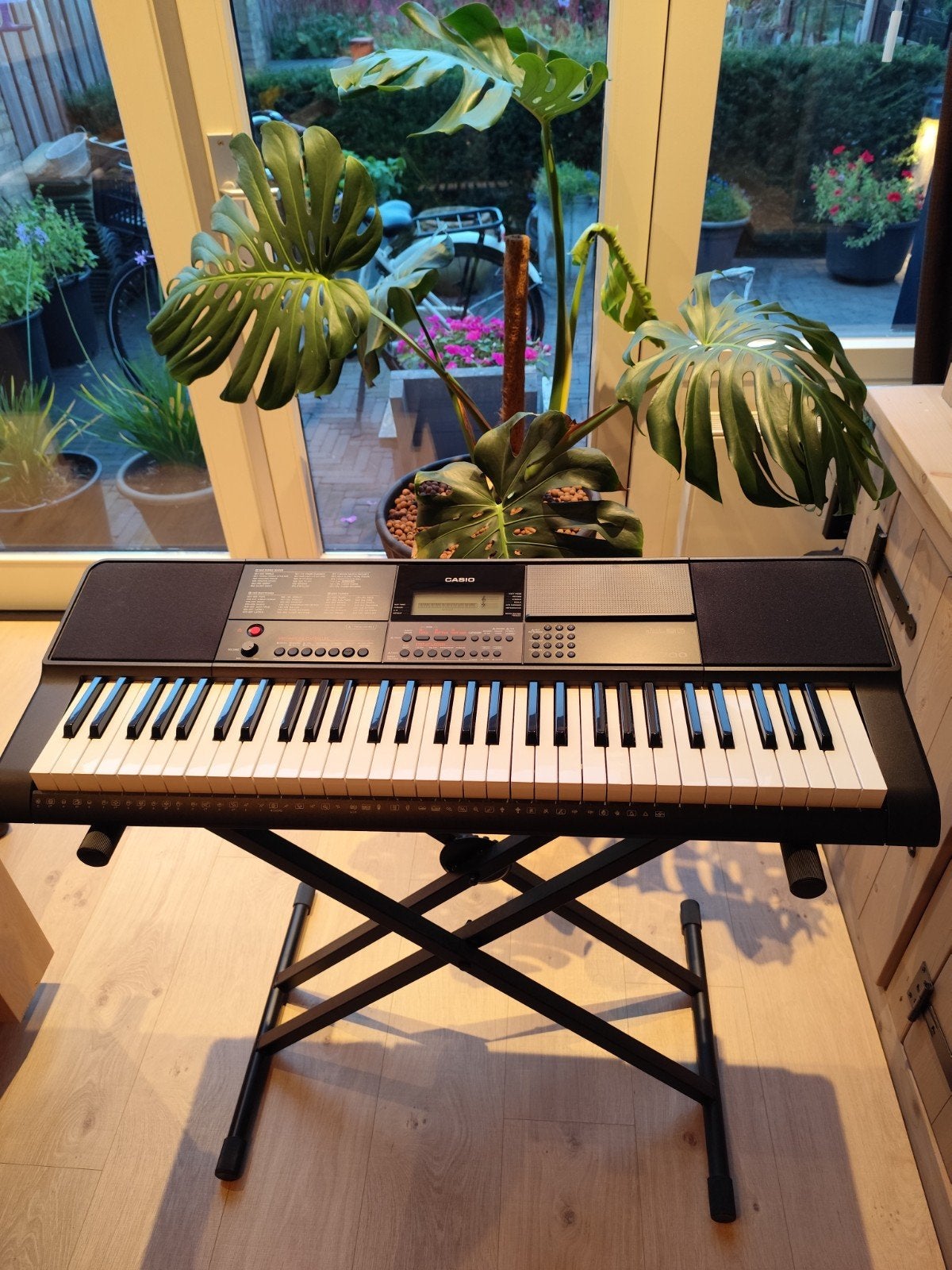Casio CT-X700 keyboard. Als nieuw., Muziek en Instrumenten, Ophalen, Zo goed als nieuw, 61 toetsen, Casio
