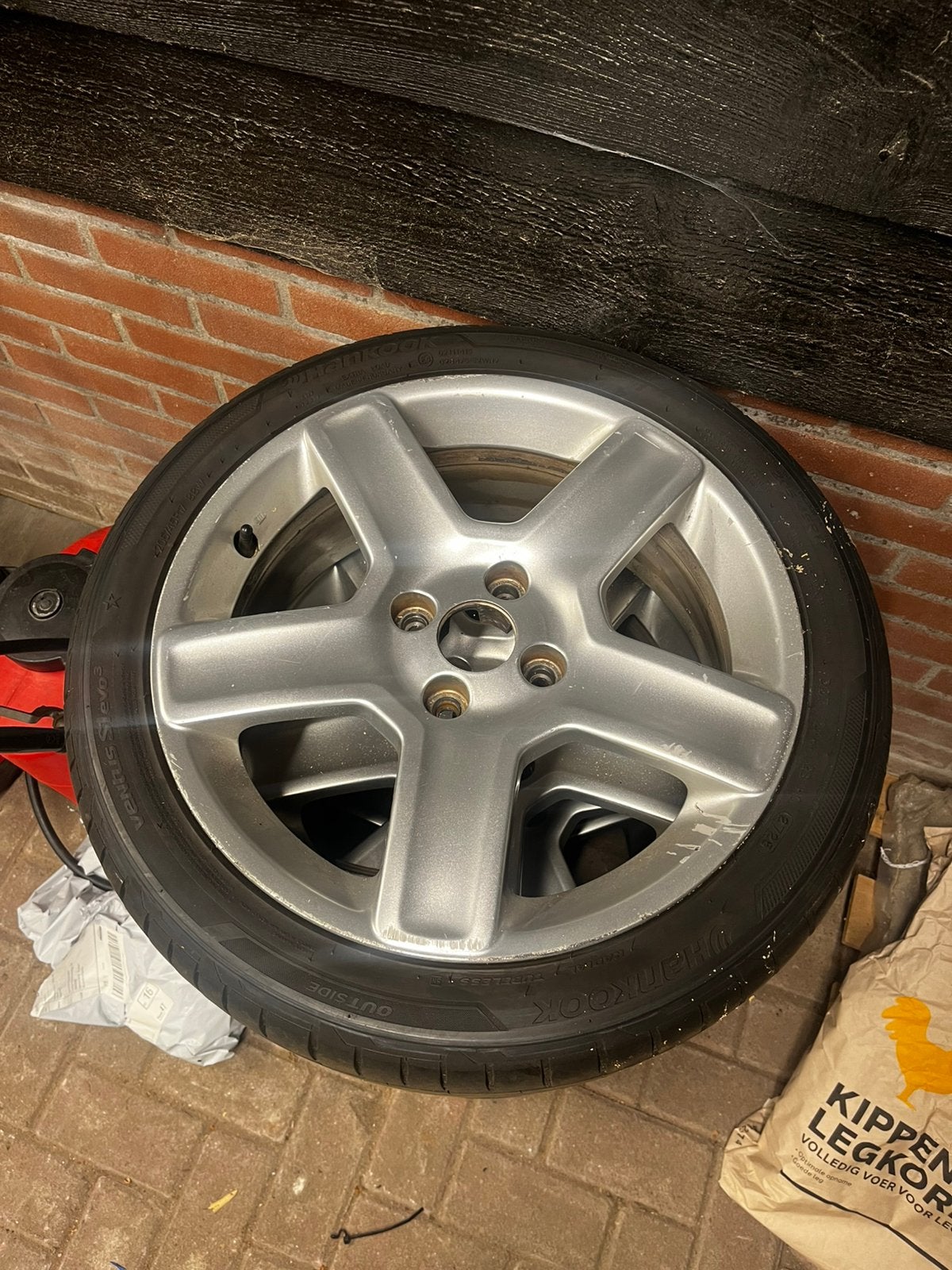Set 17 inch 4x100 velgen met nette banden, Ophalen, Banden en Velgen, 17 inch, 205 mm