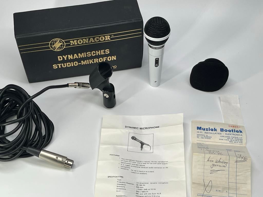 Manocor Dm-1200 microfoon met accessoires, Muziek en Instrumenten, Microfoons, Zo goed als nieuw, Studiomicrofoon, Ophalen of Verzenden
