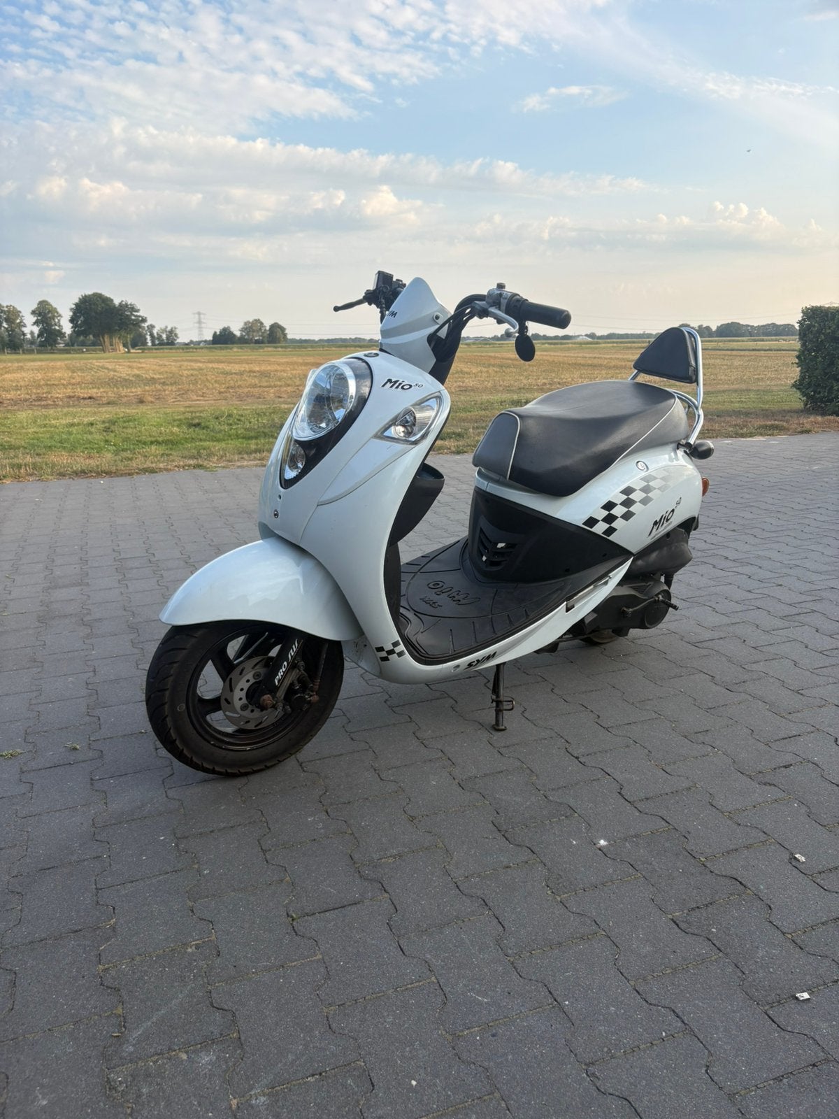 Mio 100, Ophalen of Verzenden, Zo goed als nieuw, Benzine, Mio