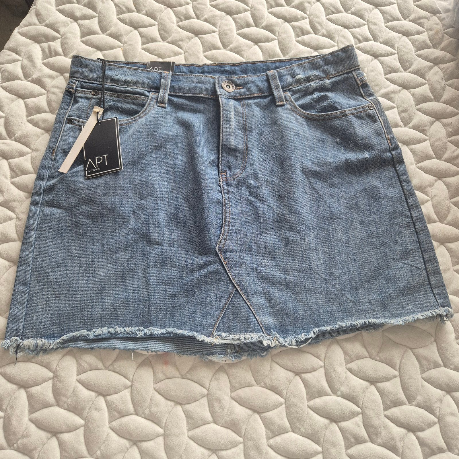 Nieuwe APT denim minirok met rafels maat 44 - Spijkerrokje, Blauw, APT, Maat 42/44 (L), Nieuw