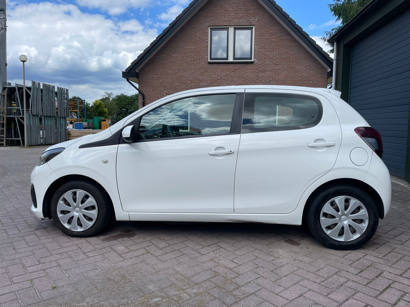 2015 Peugeot 108, Auto's, 4 stoelen, Wit, Origineel Nederlands, Handgeschakeld