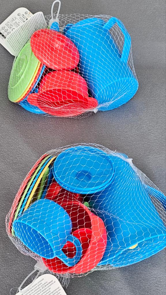 Plastic kinderservies 16 delig. Heb er 2. Vanaf 18 maanden, Ophalen, Nieuw