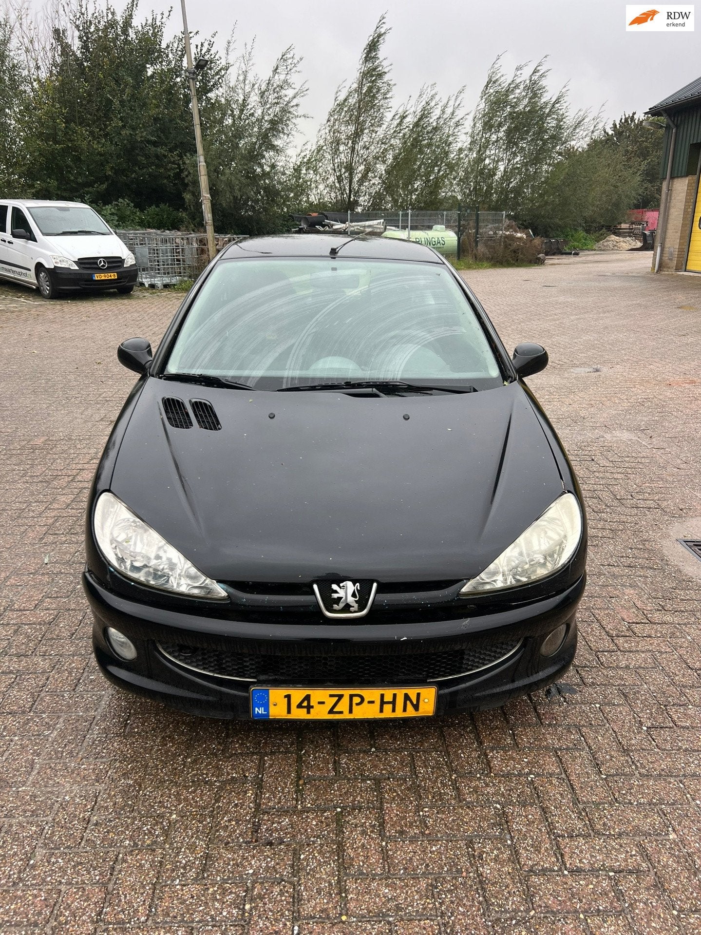 Peugeot 206 1.4 Génération, Voorwielaandrijving, 31 €/maand, 4 cilinders, Zwart