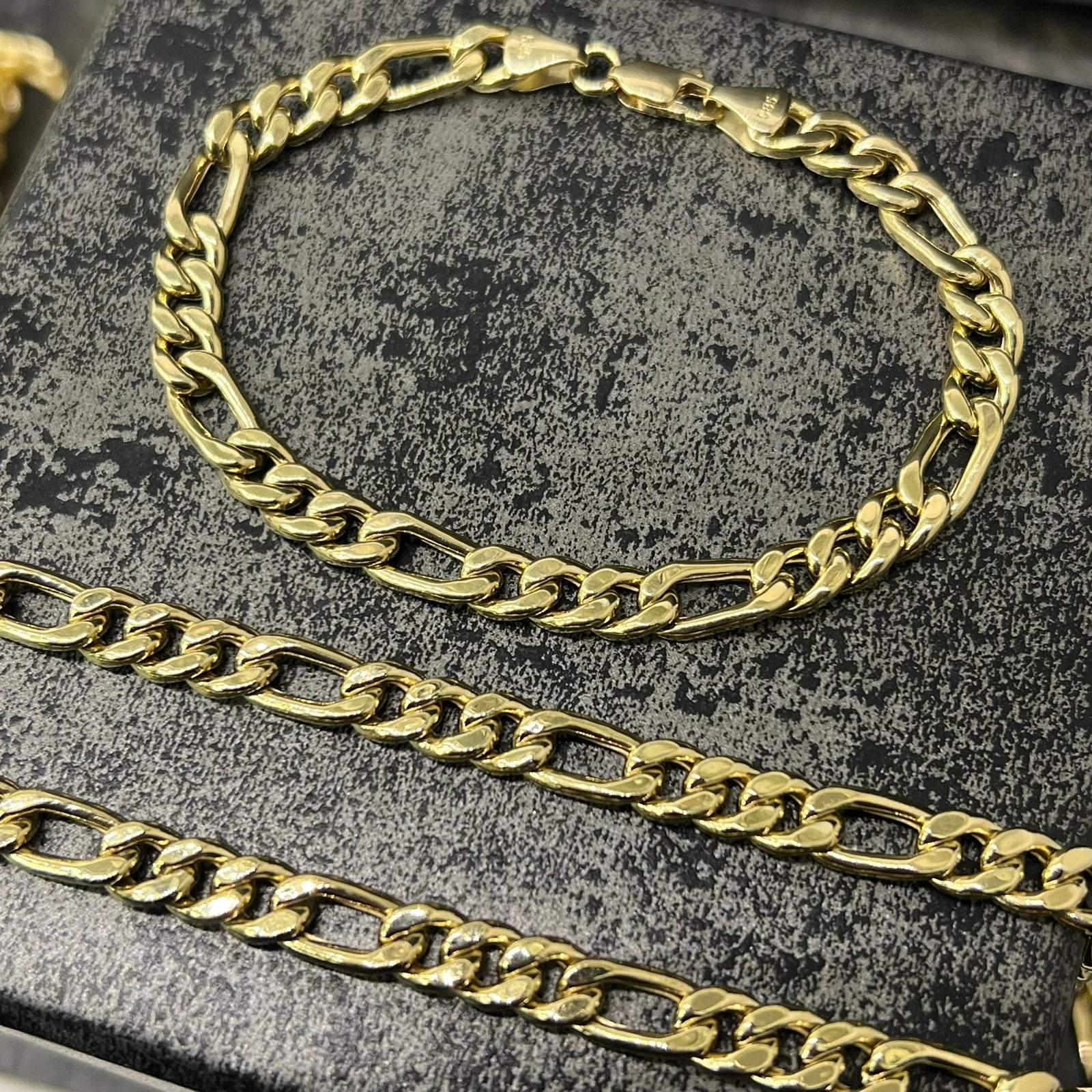 14 karaat gouden ketting en armband figaro schakel, Ophalen of Verzenden, Zo goed als nieuw, Goud