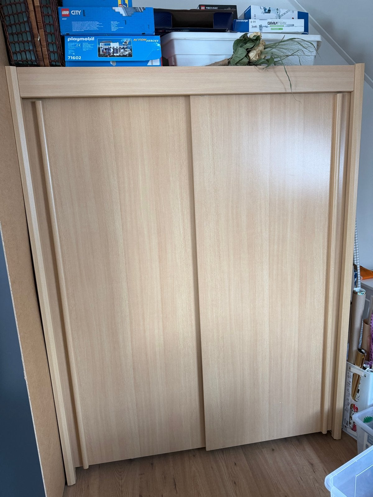 Kledingkast met schuifdeuren, vakken en hangruimte, Huis en Inrichting, Kasten | Kledingkasten, Ophalen, Gebruikt, 150 tot 200 cm
