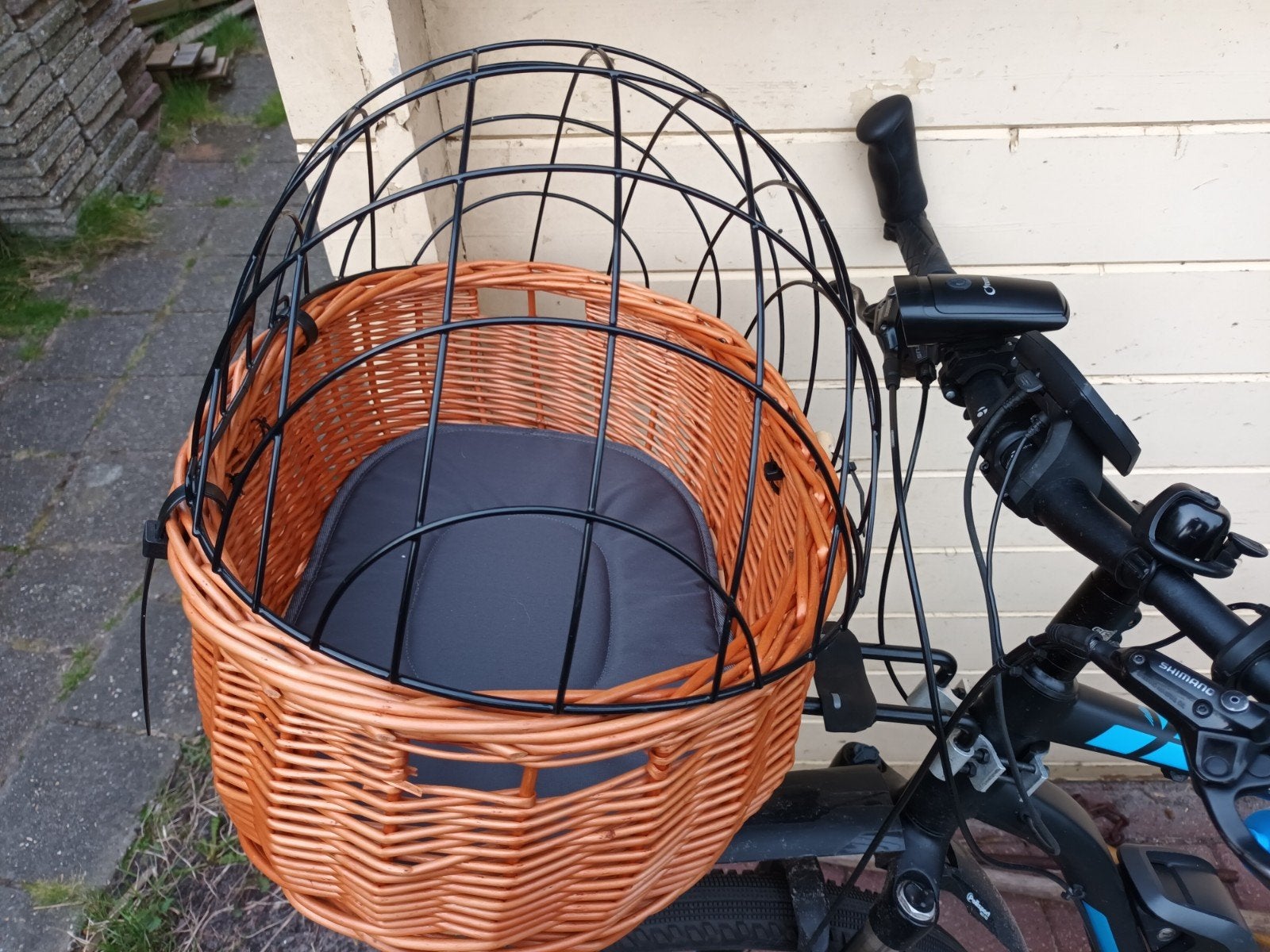 Basil hondenfietsmand voorop zgan, Ophalen, Zo goed als nieuw, Fietsmand, Brasil