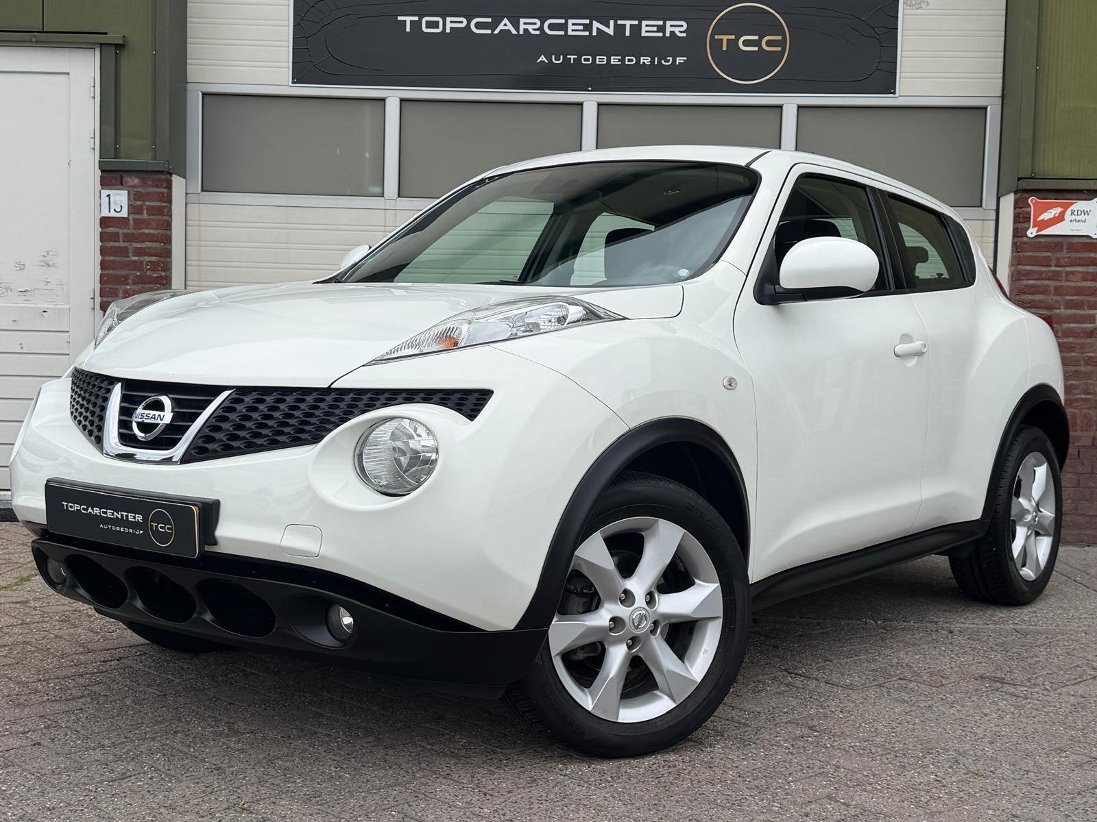 Nissan Juke 1.6 Acenta/AUTOM/CAMERA/BLUETH/CRUISE/APK/NAP, Euro 5, 4 cilinders, Wit, Origineel Nederlands