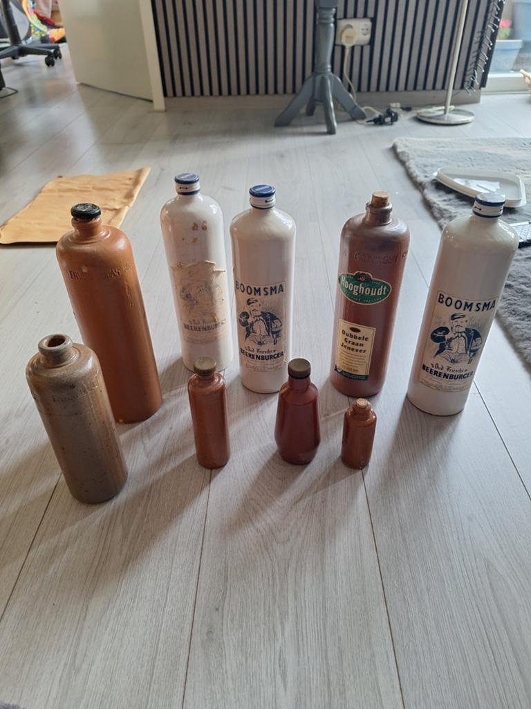 9 keramieken flessen, Ophalen of Verzenden
