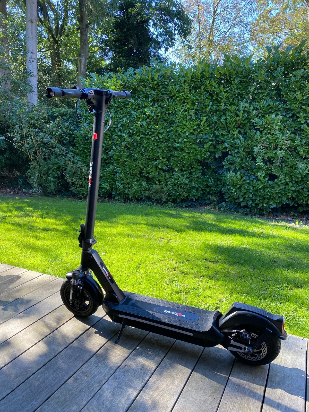 Urbmob X10 e-step - 30km bereik, 225km gereden tot 25/35kmph, Fietsen en Brommers, Ophalen, Zo goed als nieuw, Elektrische step (E-scooter)