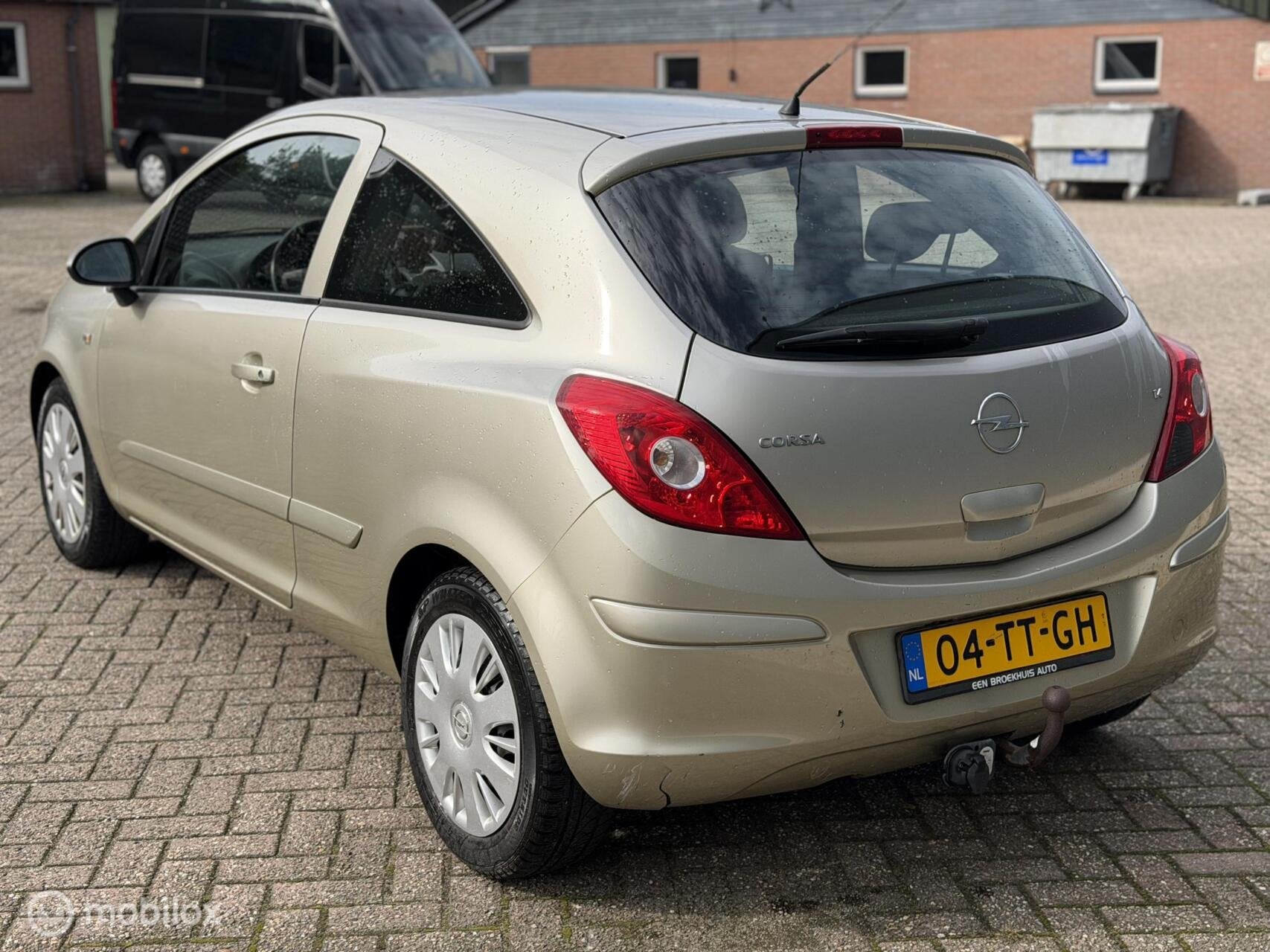 Opel Corsa 1.4-16V Cosmo NAP/AIRCO/STOEL&STUURVERWARMING, Auto's, Voorwielaandrijving, Gebruikt, 4 cilinders, Beige