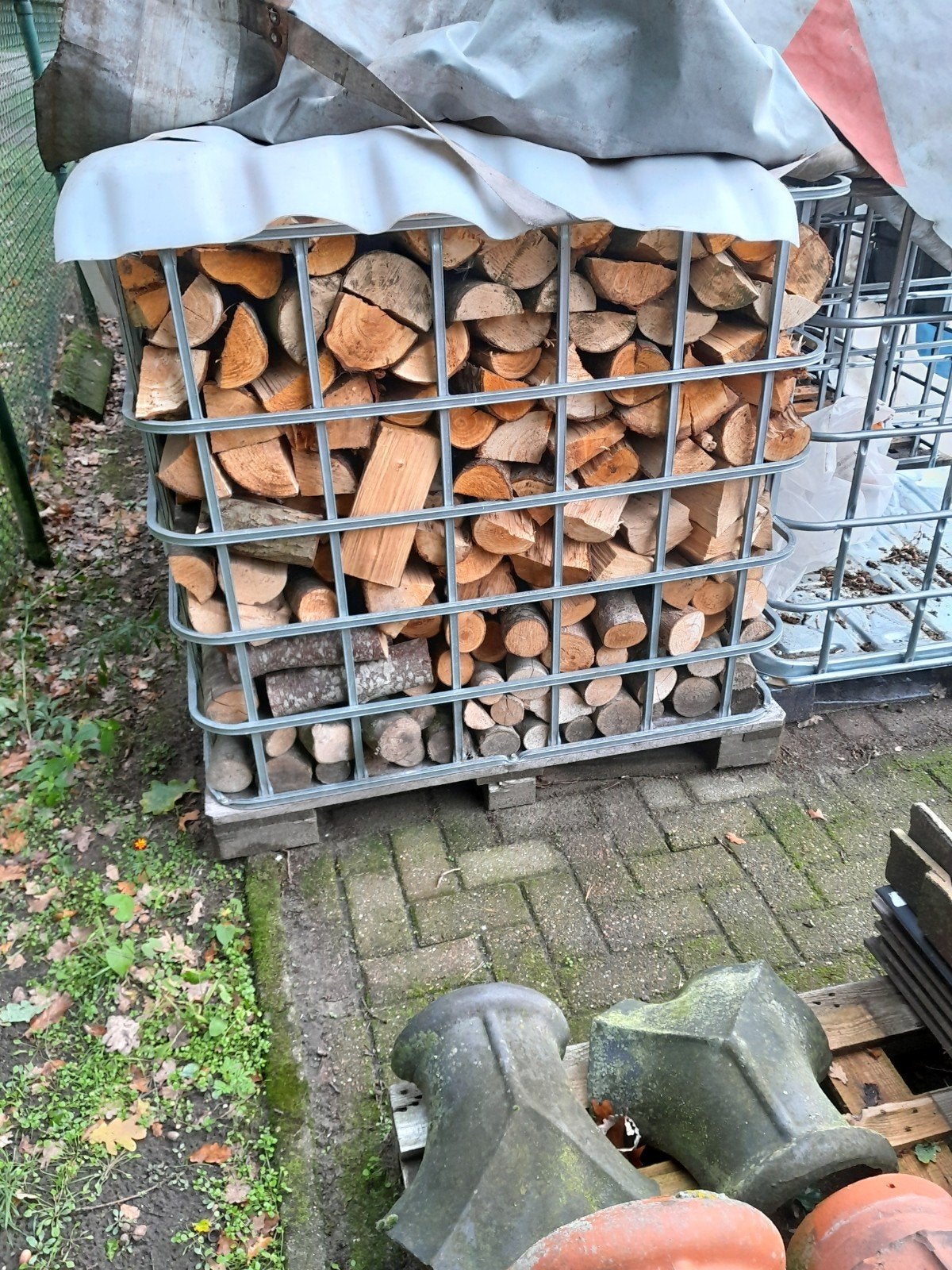 Brandhout in IBC-container - Diverse houtsoorten, 6 m³ of meer, Ophalen, Overige houtsoorten, Blokken