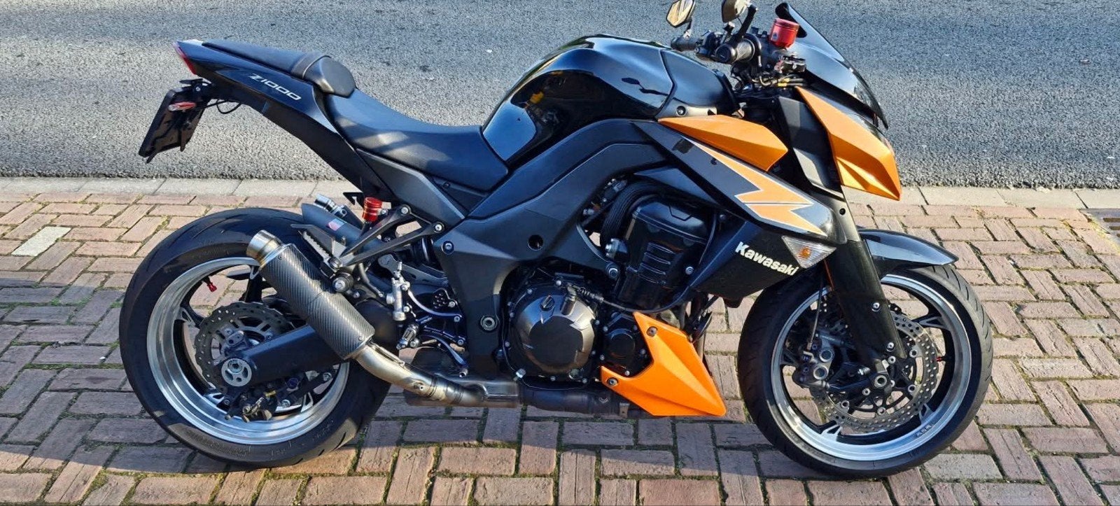 Kawasaki Z1000 jubileum edition, Motoren, Motoren | Kawasaki, Sportuitlaat, 4 cilinders, Motorrijbewijs A, Gebruikt