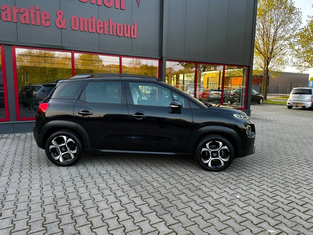 Citroen C3 Aircross 1.2 PureTech S&S Shine / Automaat / Trek, 840 kg, Gebruikt, Euro 6, Zwart