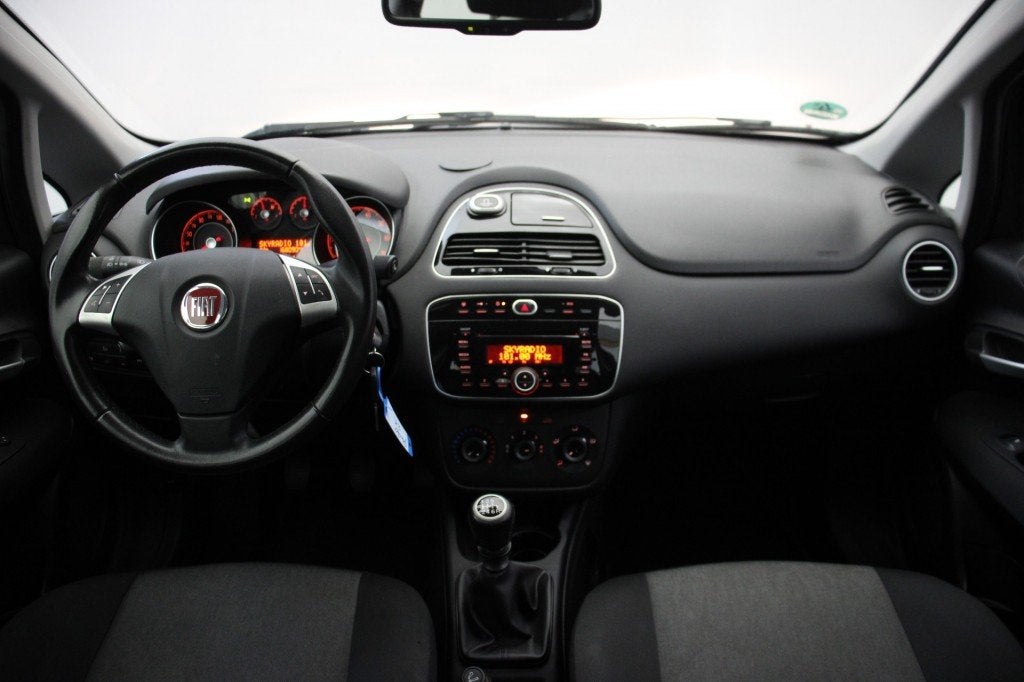 Fiat PUNTO EVO 0.9 TwinAir Street - Airco, Multifunctioneel, 101 pk, Gebruikt, Euro 6, 49 €/maand
