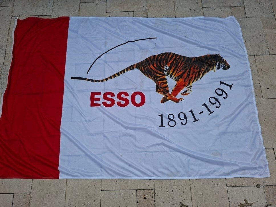 Grote ESSO vlag, Verzamelen, Reclamebord, O, Esso, Ophalen of Verzenden