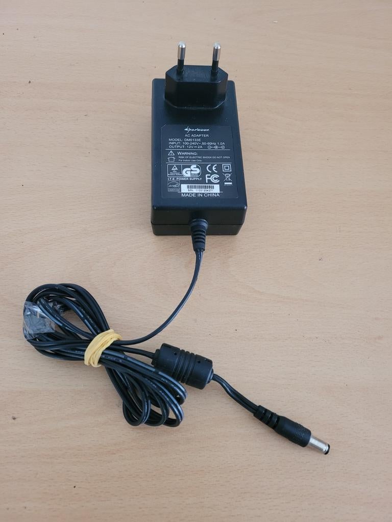 Sharkoon AC Adapter DM5133E 12V 2A, Audio, Tv en Foto, Opladers, .., Sharkoon, Ophalen of Verzenden, Zo goed als nieuw