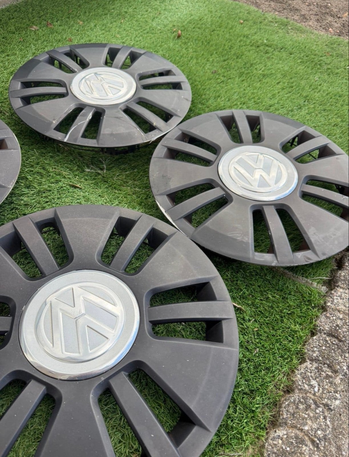 Set van 4 VW wieldoppen - Gebruikt 14 inch, Ophalen, Gebruikt