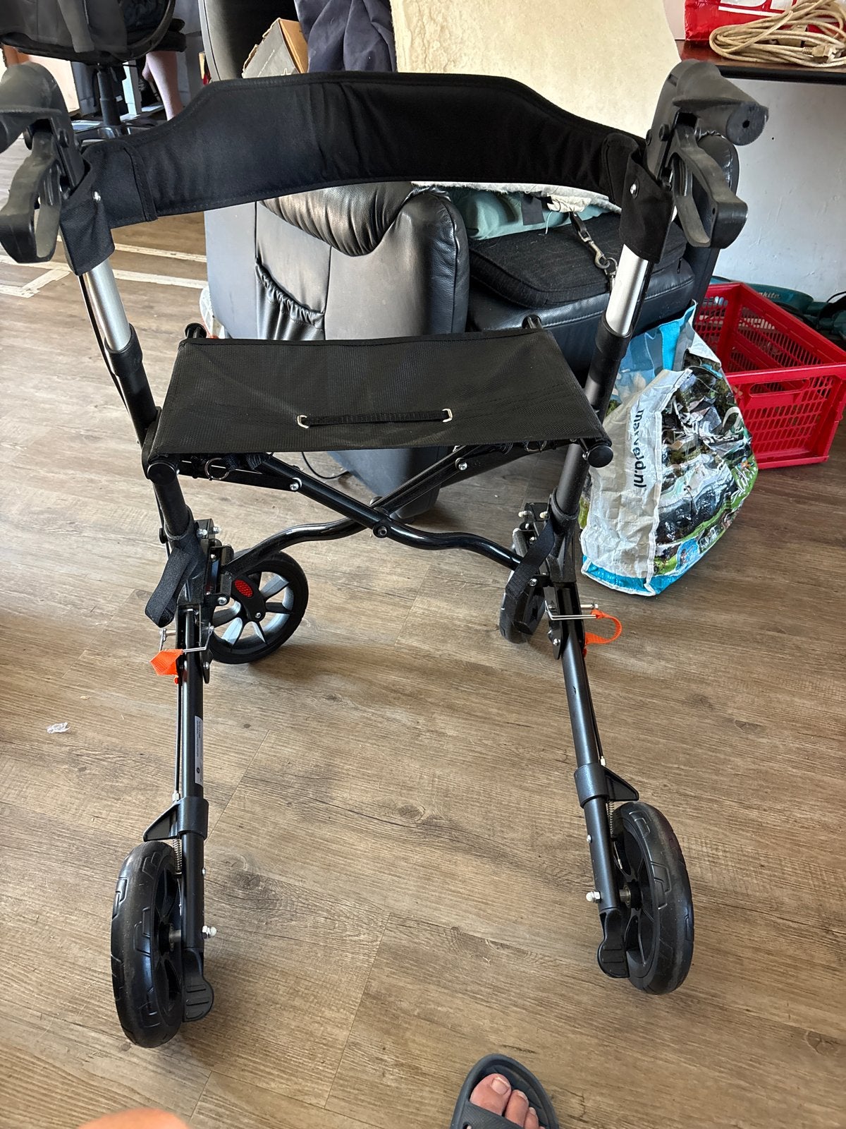 rollator inklapbaar Klein pakketje, Diversen, Rollators, Ophalen