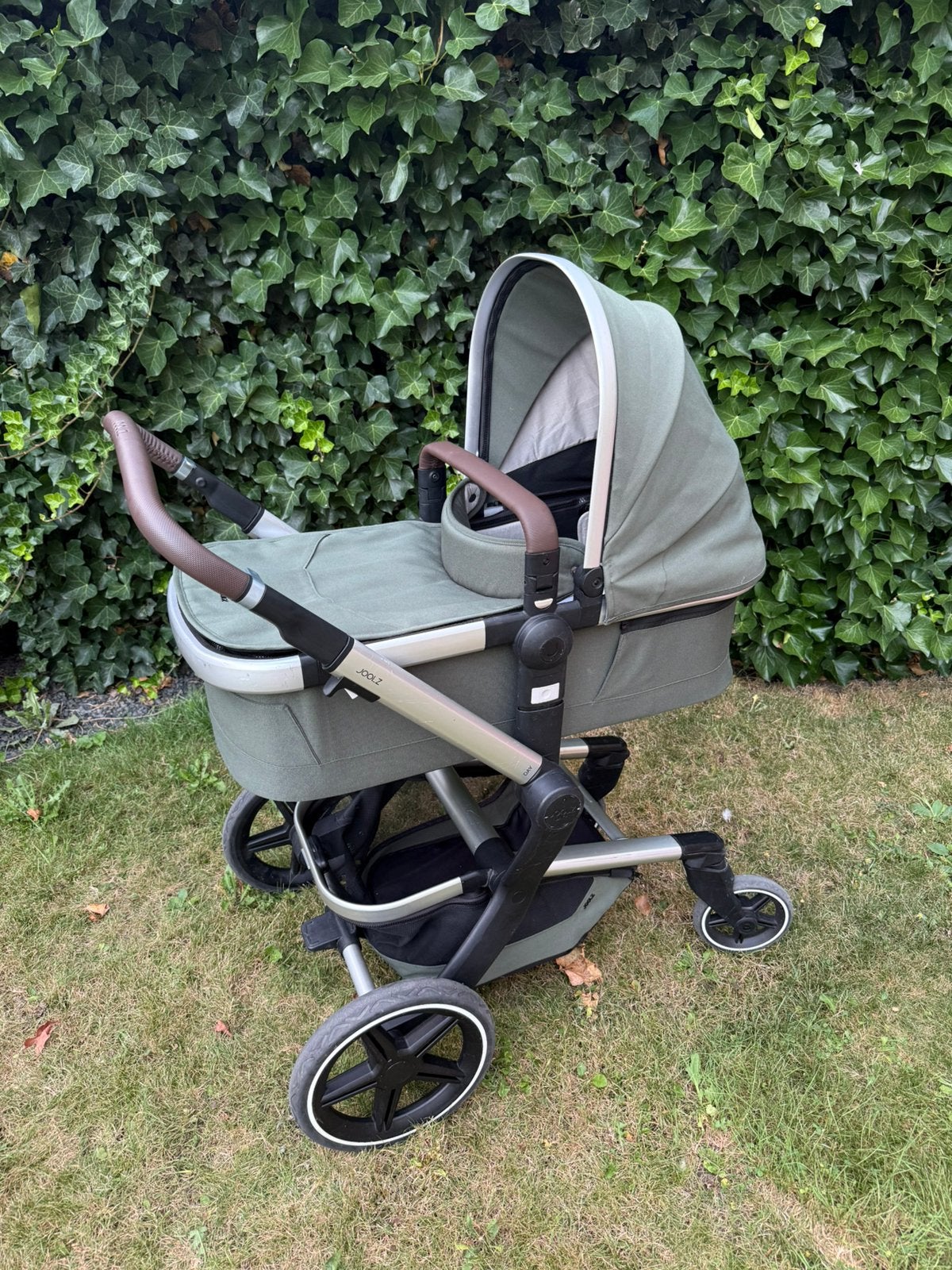 Joolz Day+ Marvelous Green met voetenzak & adapters, Ophalen of Verzenden, Zo goed als nieuw, Overige merken, Verstelbare duwstang