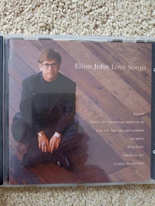 Elton John - Love Songs CD, Pop, Ophalen of Verzenden, Zo goed als nieuw, Inclusief doosje