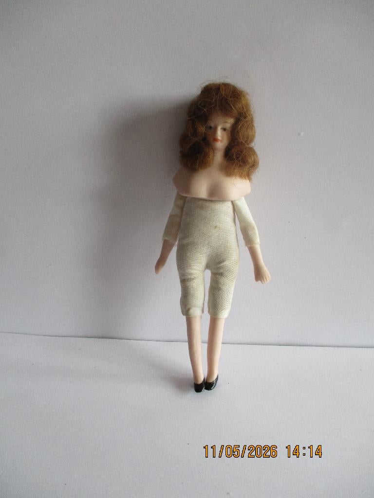 poppenhuis popje Mini Mundus dame, Verzamelen, Ophalen of Verzenden, Gebruikt, Popje