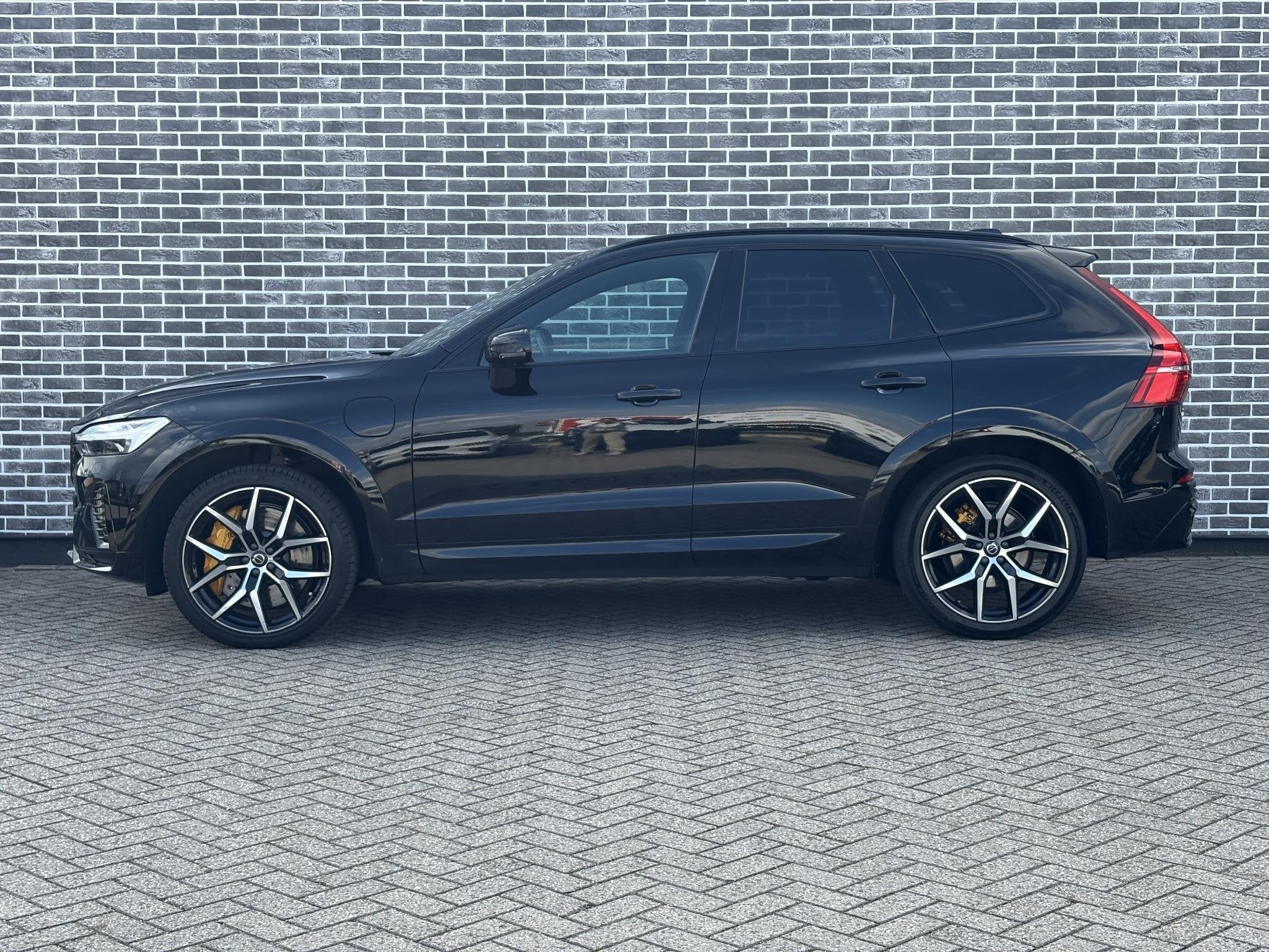 Volvo XC60 Plug-in-Hybrid T8 AWD Polestar Engineered | Long, Auto's, 12 maanden, Gebruikt, Euro 6, 4 cilinders
