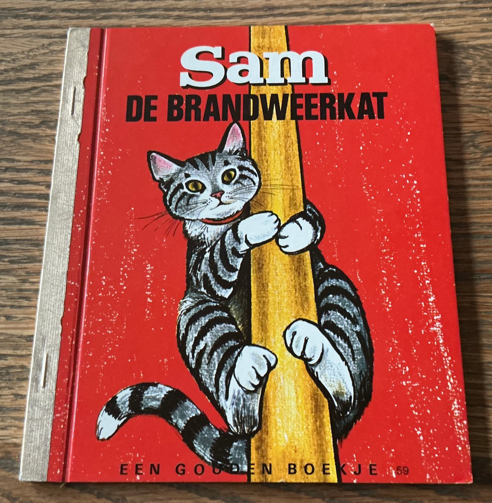 Oud gouden boekje Sam de Brandweerkat Annie .M.G Schmidt, Gelezen, Fictie algemeen, Jongen of Meisje, Gouden boekje
