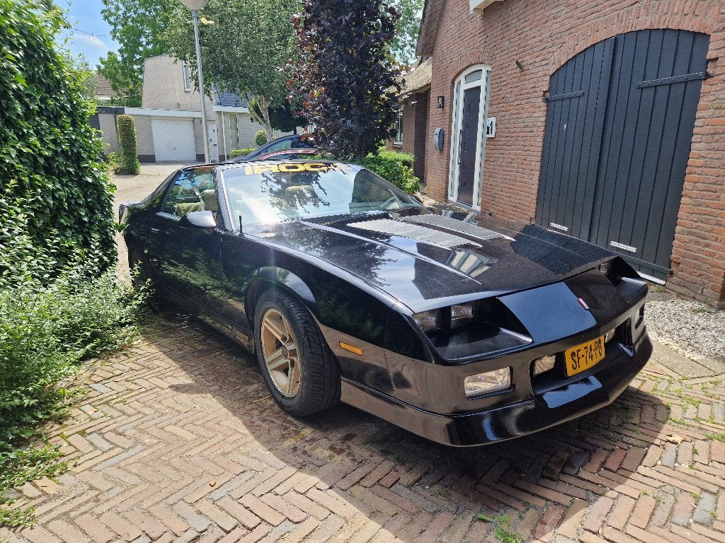 Chevrolet Camaro 5.0 Iroc-Z 1987 - origineel NL 2e eigenaar, Auto's, Chevrolet, Achterwielaandrijving, 190 pk, Leder en Stof, Zwart