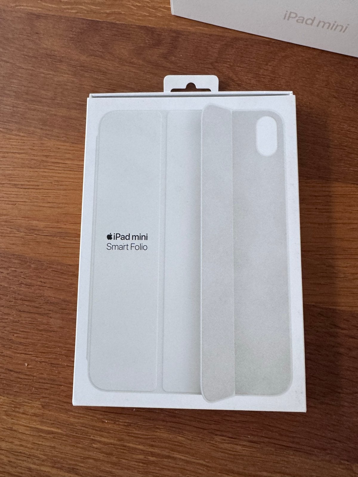 Foto 6 van iPad Mini (6e gen) 64GB Wifi (2021) + Smart Cover