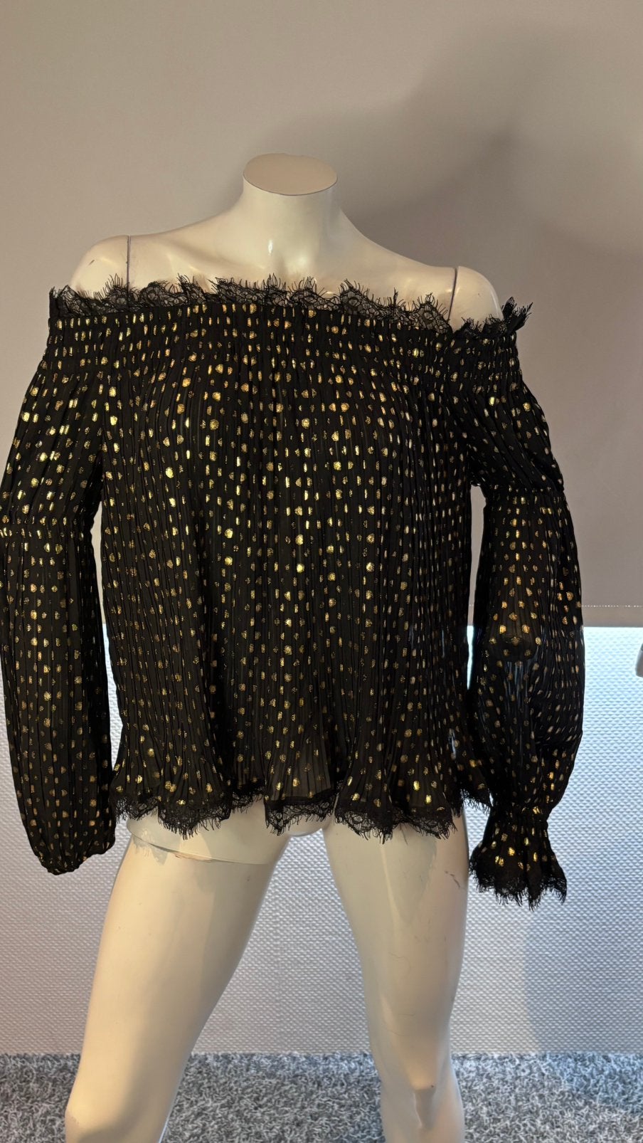 The kooples zwart goude blouse maat 2. M, Maat 38/40 (M), ., Zwart, Ophalen of Verzenden