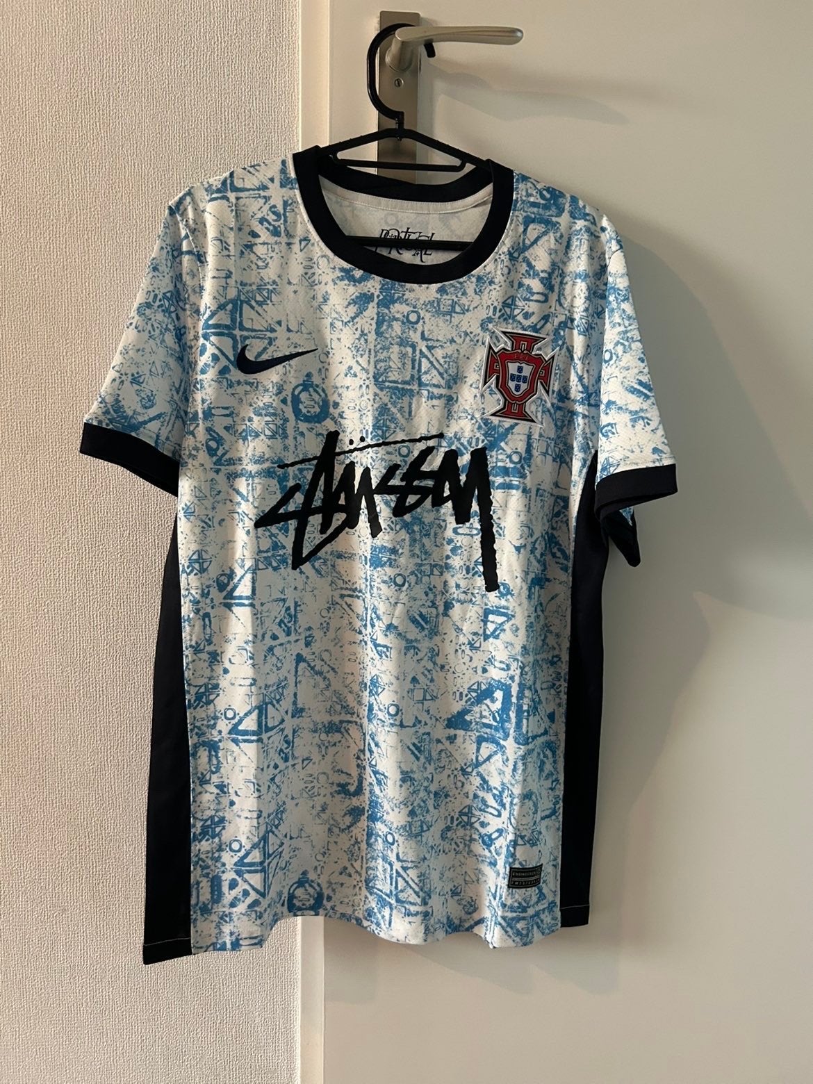 Nike x Stussy Portugal voetbalshirt - Maat M, Kleding | Heren, T-shirts, Ophalen of Verzenden, Nieuw, Maat 48/50 (M), Wit