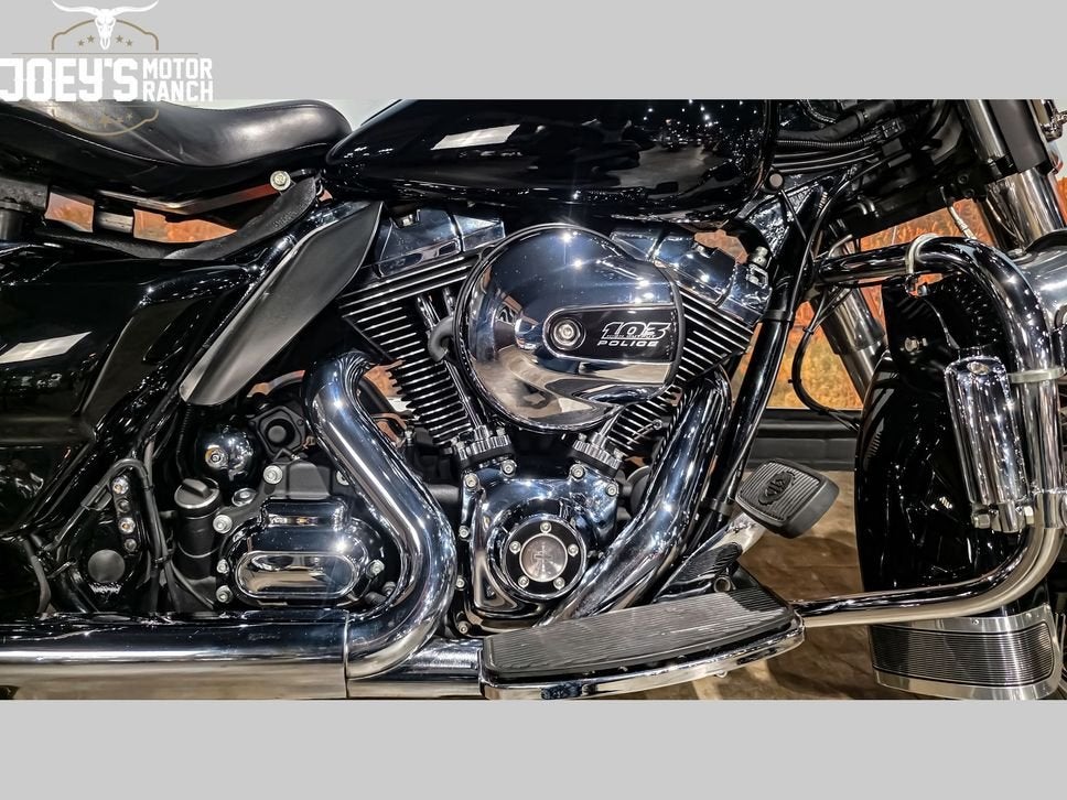 HARLEY-DAVIDSON POLICE ELECTRA GLIDE FLHTP (bj 2015), 2 cilinders, 1690 cc, HARLEY-DAVIDSON, Motorrijbewijs A