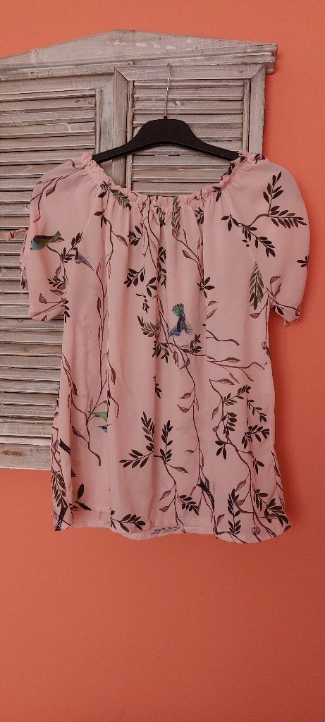Nieuwe roze blouse met motief, Ophalen of Verzenden, Nieuw, Maat 36 (S), Roze
