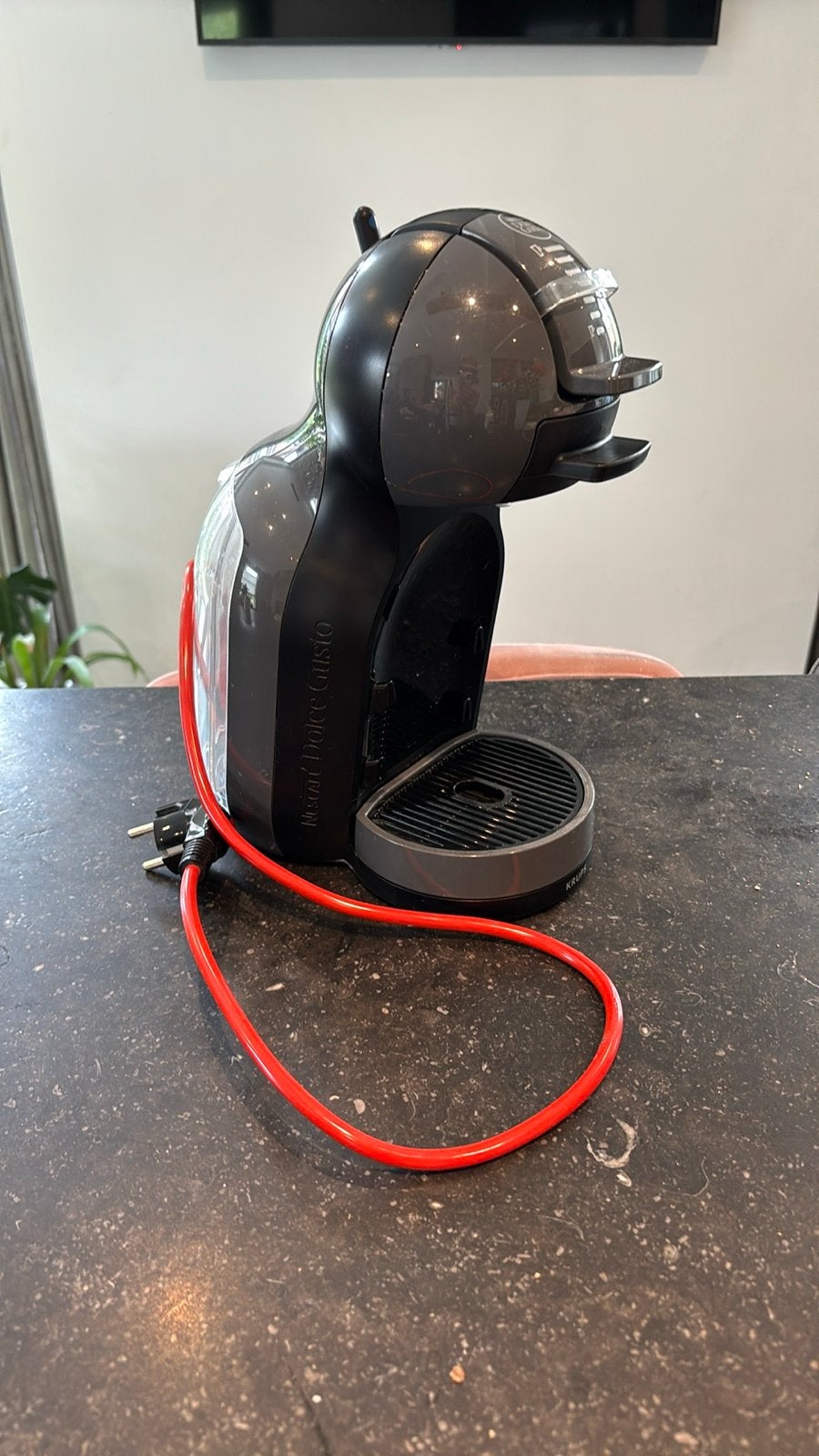 Nescafé Dolce Gusto krups Mini Me Koffiecupmachine, Gebruikt, Koffiemachine, Ophalen of Verzenden, 1 kopje