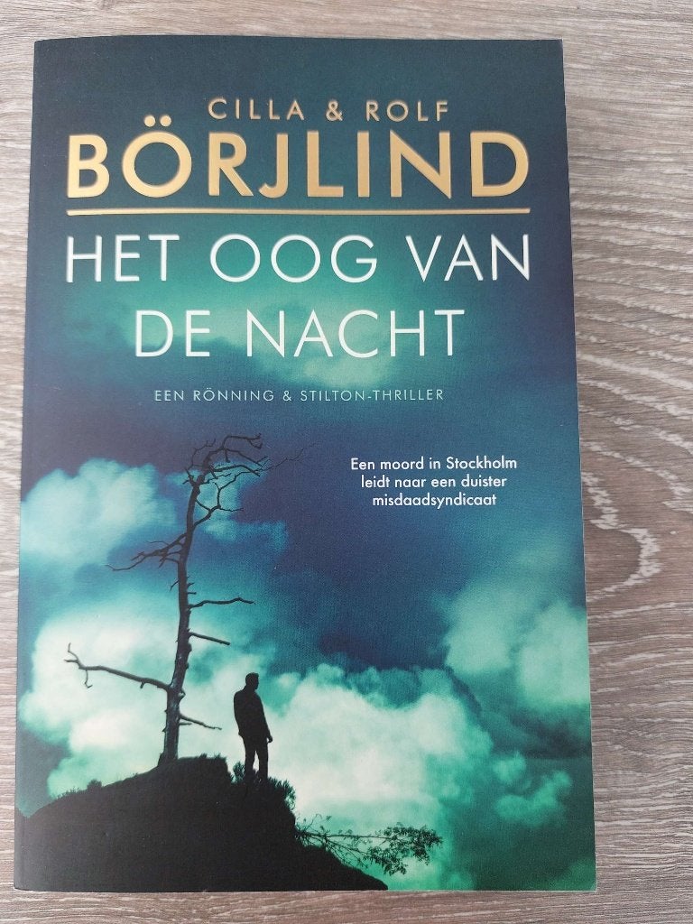 Cilla en Rolf Börjlind - Het oog van de nacht - 2024, Boeken, Ophalen of Verzenden, Zo goed als nieuw, Cilla en Rolf Börjlind